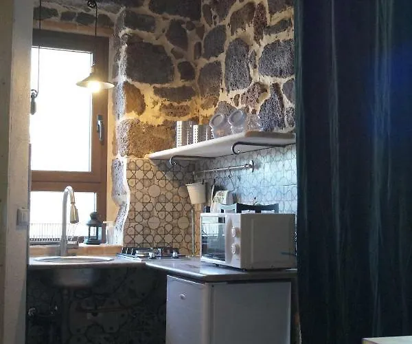 Sa Domo De Mannoi Su Catreathu Orosei
