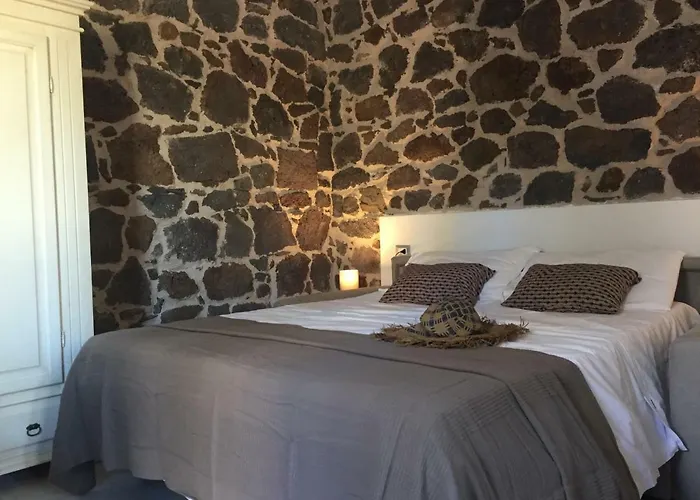 Sa Domo De Mannoi Su Catreathu