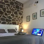 Sa Domo De Mannoi Su Catreathu *