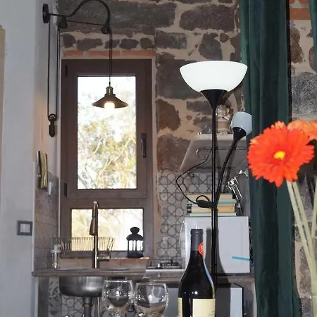 Sa Domo De Mannoi Su Catreathu Nyaraló *