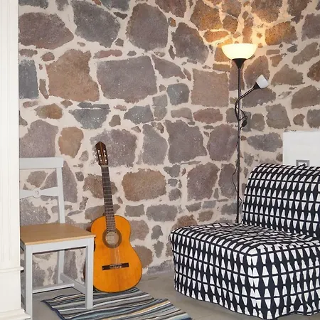 Nyaraló Sa Domo De Mannoi Su Catreathu *