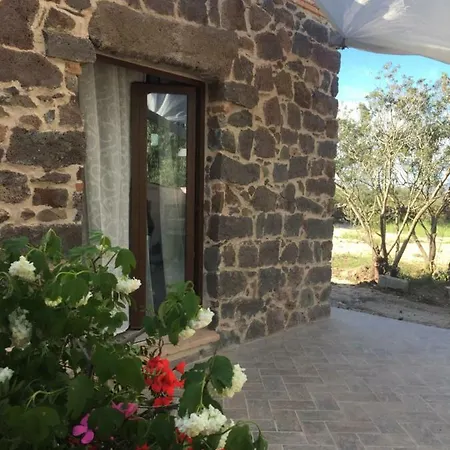 Sa Domo De Mannoi Su Catreathu Casa de Férias Orosei