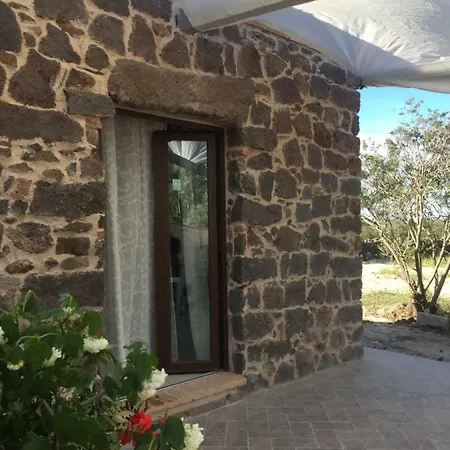 Sa Domo De Mannoi Su Catreathu Holiday home *