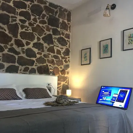 Sa Domo De Mannoi Su Catreathu *