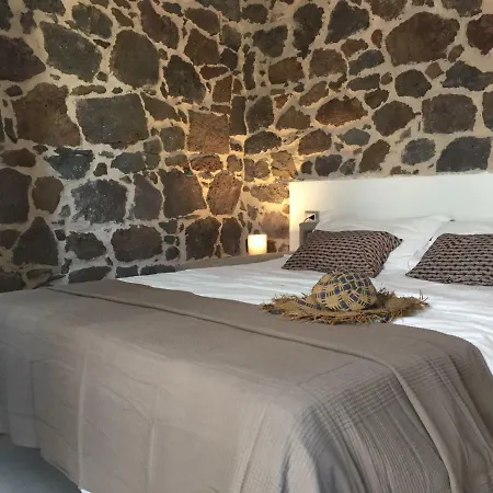 Sa Domo De Mannoi Su Catreathu Orosei