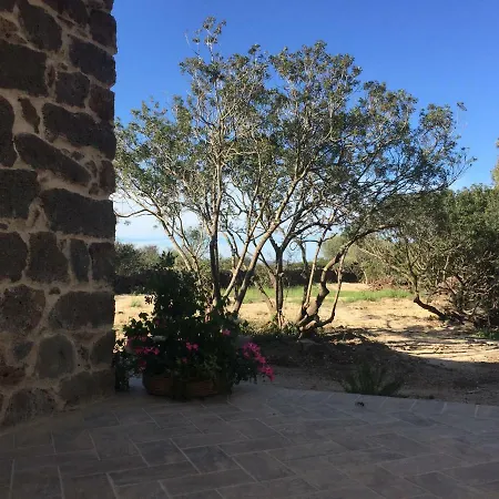 Sa Domo De Mannoi Su Catreathu Orosei