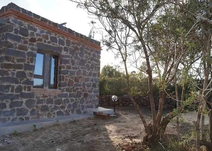 Sa Domo De Mannoi Su Catreathu Orosei