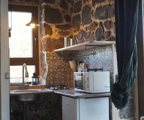 Sa Domo De Mannoi Su Catreathu