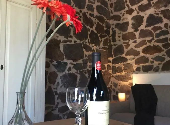 Tatil Evi Sa Domo De Mannoi Su Catreathu *