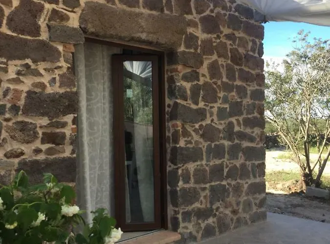 Sa Domo De Mannoi Su Catreathu Tatil Evi *