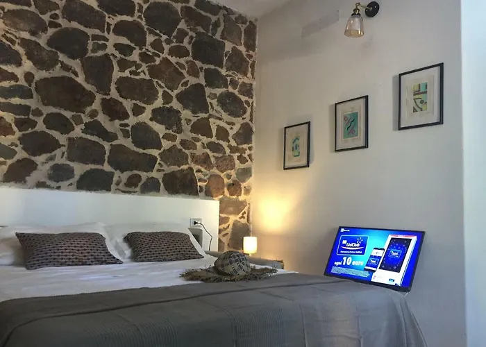 Sa Domo De Mannoi Su Catreathu *