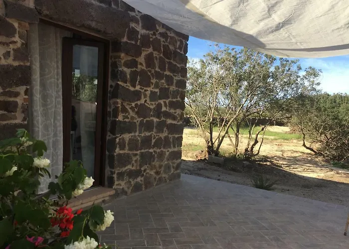 Tatil Evi Sa Domo De Mannoi Su Catreathu